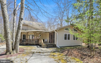 76 Thomas Ln, Albrightsville, PA 18210