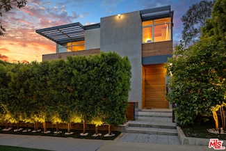 13213 Rose Ave, Los Angeles, CA 90066
