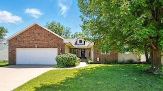 275 W Goldfinch Dr, Tiffin, IA 52340