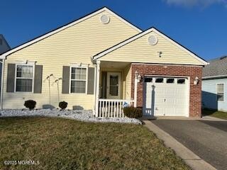 30 Winterton Dr, Toms River, NJ 08757