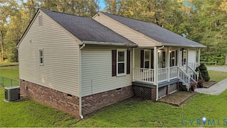 1567 Epworth Rd, Aylett, VA 23009