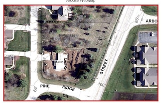 7411 Pine Ridge Dr, Burlington, WI 53105