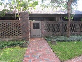 4 Sand Bar Ln Unit S2, Little Rock, AR 72202