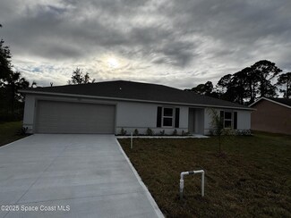 1780 Hydrangea Rd NW, Palm Bay, FL 32907