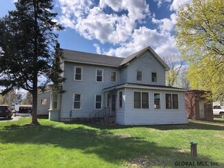 602 Old Maple Ln, Valatie, NY 12184