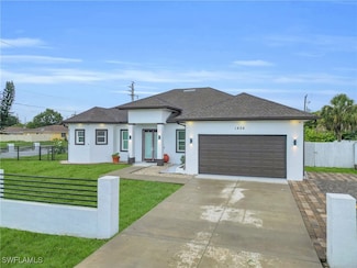 1806 41st St SW, Naples, FL 34116