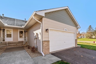 686 86th Ln NW Unit 7, Coon Rapids, MN 55433