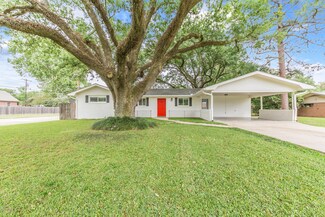 210 Sunny Ln, Lafayette, LA 70506