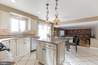 13 Strathmore Dr, Cherry Hill, NJ 08003