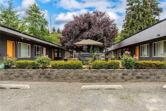 6807 6809 Lakewood Dr SW, University Place, WA 98467