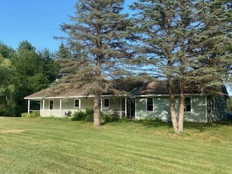 542 Stevens Rd, Unity, ME 04988