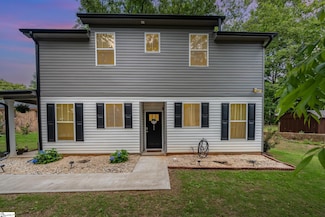 206 N 4th St, Easley, SC 29640