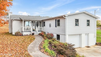 6212 Nine Mile Rd, Maryville, TN 37801