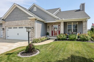 1121 Declaration Dr, Savoy, IL 61874