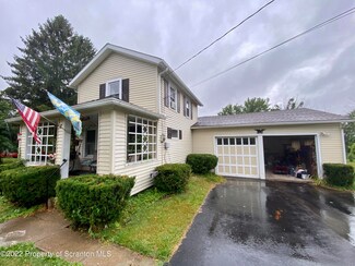8 Garfield St, Dallas, PA 18612