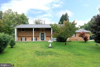 475 Pancake Rd, Clarence, PA 16829