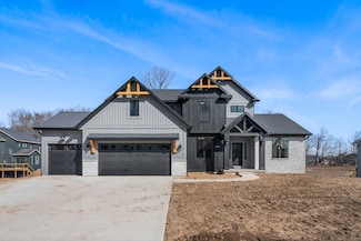 1945 Creekside Dr SW, Byron Center, MI 49315