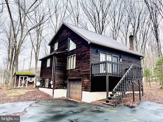 9 Aparahoe Cir, Hazleton, PA 18202