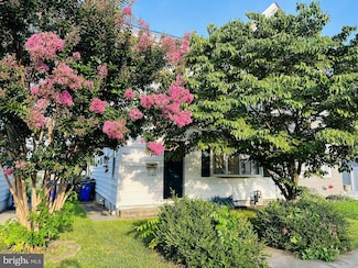 1048 Corbett St, Hagerstown, MD 21740