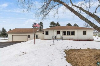 402 Alcohol Rd, Wrenshall, MN 55797