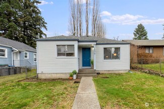 1536 Snyder Ave, Bremerton, WA 98312