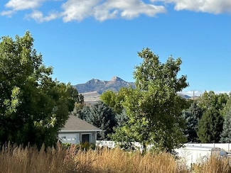2919 Faith Ct, Cody, WY 82414