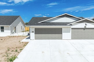 5007 S Sycamore Ave, Wichita, KS 67217