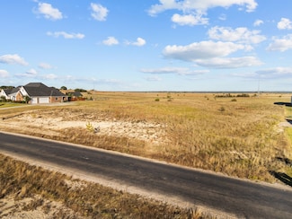 2053 Eagles Ridge Dr, Weatherford, TX 76087