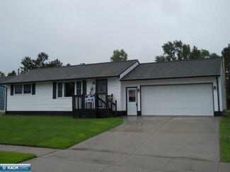 16 Beech Ct, Babbitt, MN 55706