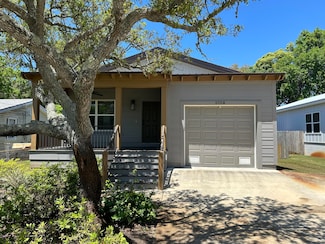 605 3rd St, Destin, FL 32541
