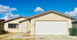 1232 Iris St, Wasco, CA 93280