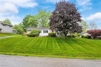 11290 Michelle Dr NW, Canal Fulton, OH 44614