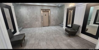 141-60 84rd Unit 6A, Briarwood, NY 11435