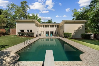 926 Overlook Dr, Columbus, GA 31906