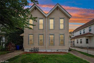 1410 E 45th St, Cleveland, OH 44103