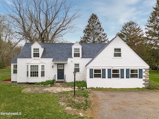 63 Division St, Great Barrington, MA 01230
