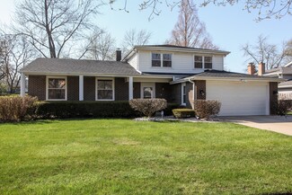 3042 Mary Kay Ln, Glenview, IL 60026