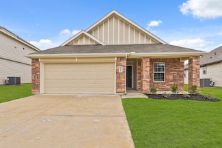 5024 Wellborn Rd, Crowley, TX 76036