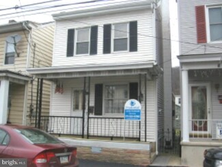 321 S Mill St, Saint Clair, PA 17970