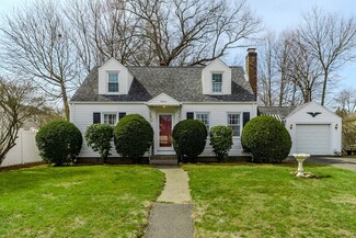 11 Verdugo St, West Springfield, MA 01089