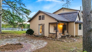 9769 County Road 8530, West Plains, MO 65775