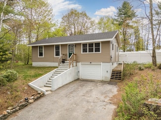 386 Crowley Rd, Sabattus, ME 04280