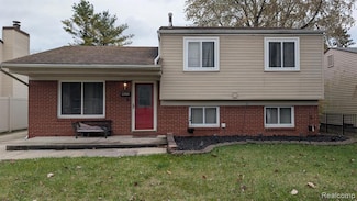 33984 Little MacK Ave, Clinton Township, MI 48035