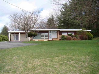 1868 Floyd Pike, Hillsville, VA 24343