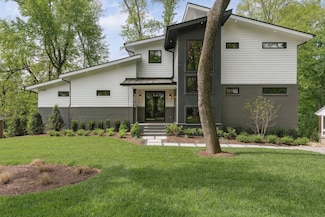 3823 Moss Rose Dr, Nashville, TN 37216