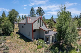 10390 Manchester Dr, Truckee, CA 96161