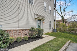 14A Hillview Cir, Yeadon, PA 19050