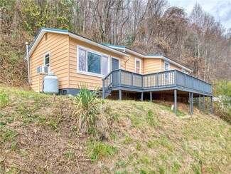 685 Allen St, Sylva, NC 28779