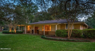 3 Bingaman Ln, Natchez, MS 39120