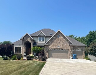 416 W 77th Ave, Schererville, IN 46375